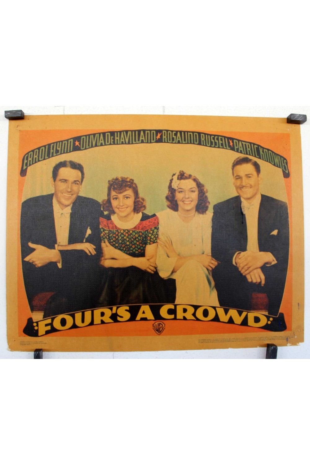 FOUR´S A CROWD