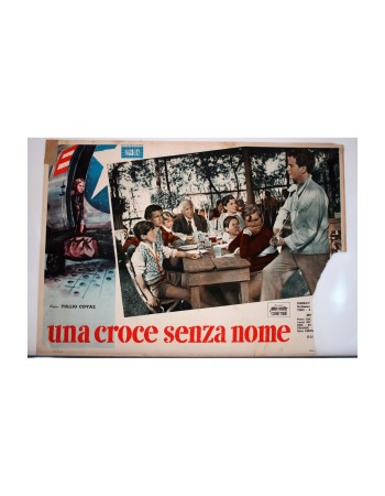 UNA CROCE SENZA NOME