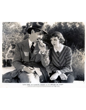 IT HAPPENED ONE NIGHT