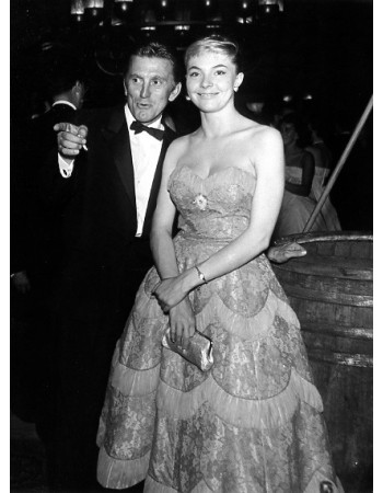KIRK DOUGLAS