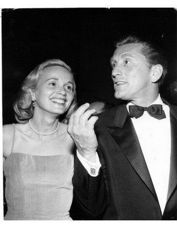 KIRK DOUGLAS