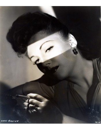 ANNE BAXTER
