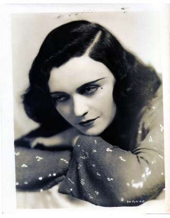 POLA NEGRI