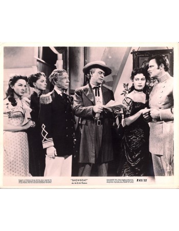 SHOW BOAT