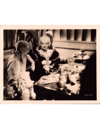 THE SCARLET EMPRESS