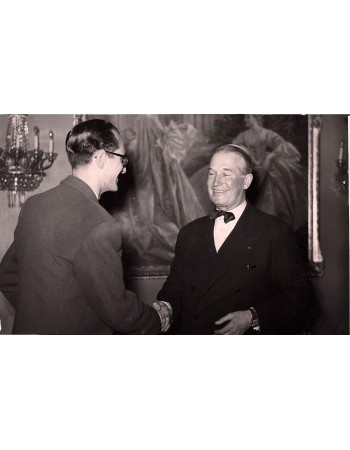 MAURICE CHEVALIER