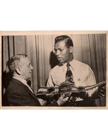 SUGAR RAY ROBINSON