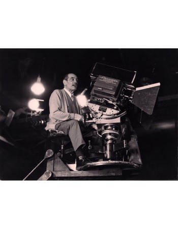 LUIS BUÑUEL