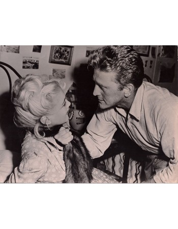 KIRK DOUGLAS