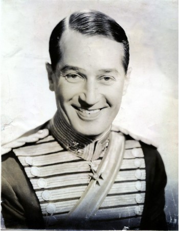 MAURICE CHEVALIER