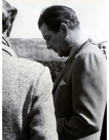 ROBERT TAYLOR