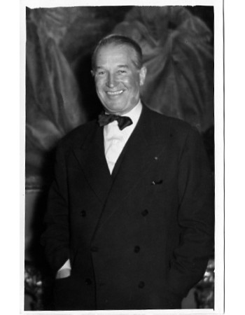 MAURICE CHEVALIER