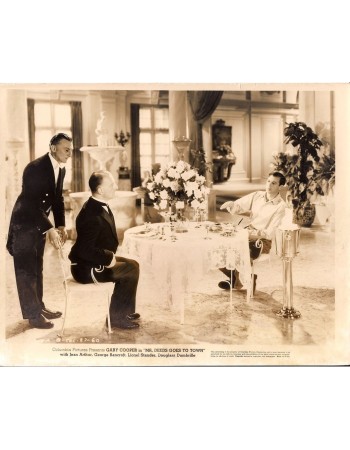 MR. DEEDS GOES TO TOWN