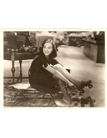 PAULETTE GODDARD