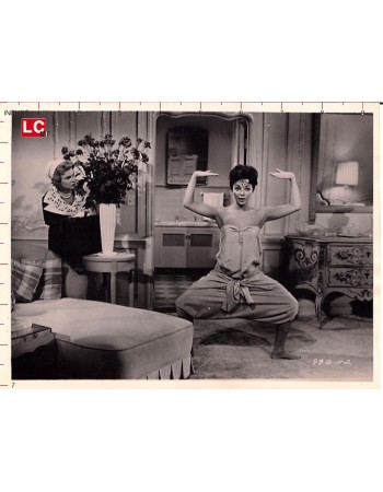 JOAN COLLINS