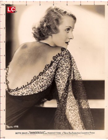 BETTE DAVIS dangerous