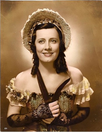 IRENE DUNNE