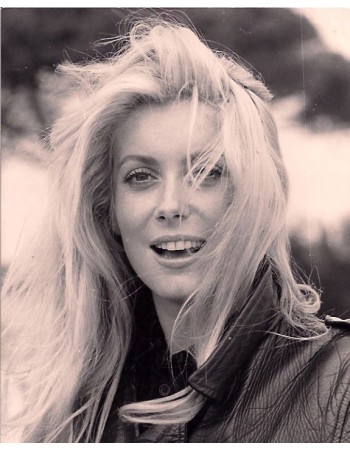 CATHERINE DENEUVE