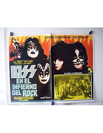 KISS Meets the Phantom of the Park
