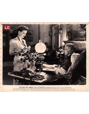 NOW VOYAGER