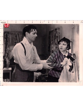 IT HAPPENED ONE NIGHT