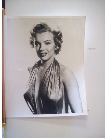 MARILYN MONROE