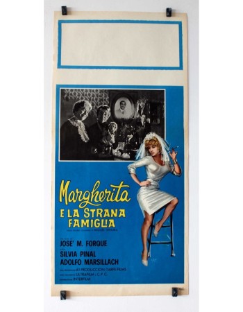 MARIBEL Y LA EXTRAÑA FAMILIA