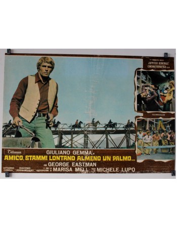 AMICO, STAMMI LONTANO ALMENO UN PALMO...