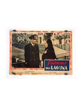 FIAMME SULLA LAGUNA