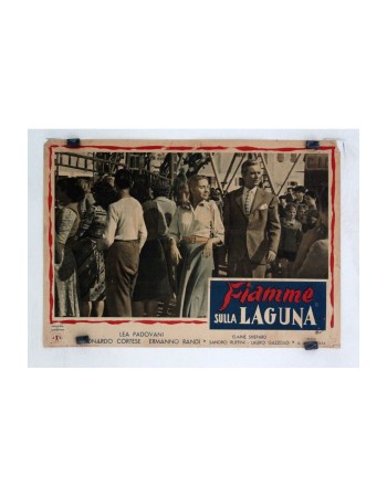 FIAMME SULLA LAGUNA