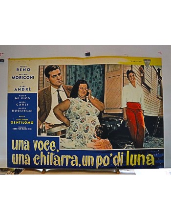 UNA VOCE UNA CHITARRA UN PO'DI LUNA