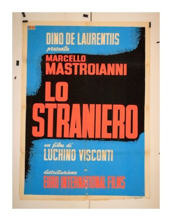 LO STRANIERO