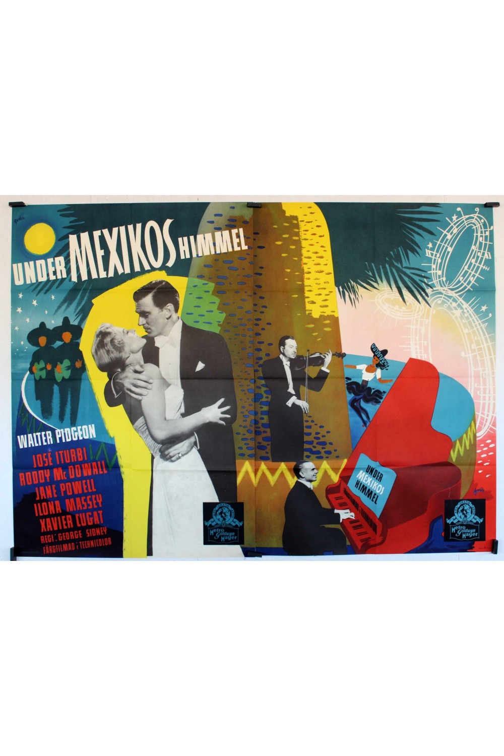 HOLIDAY IN MEXICO