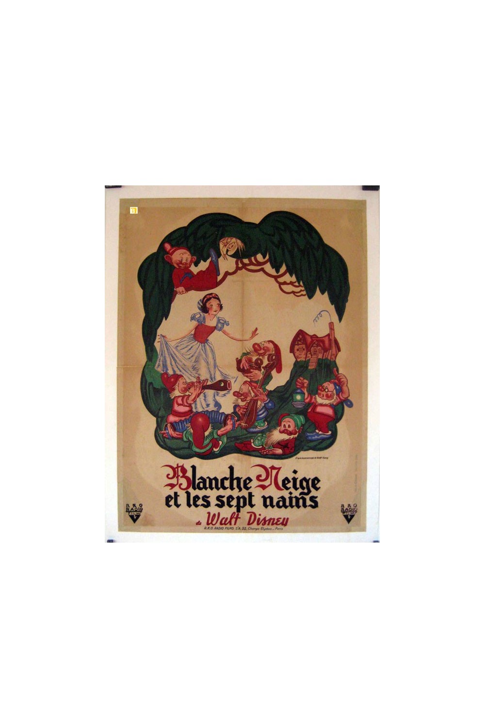 SNOW WHITE AND THE SEVEN DWARFS