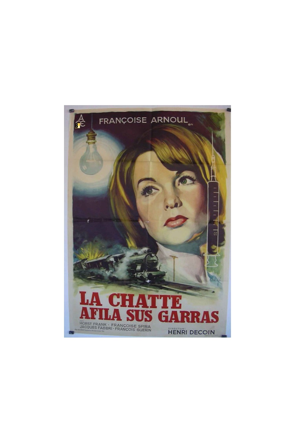 LA CHATTE SORT SES GRIFFES