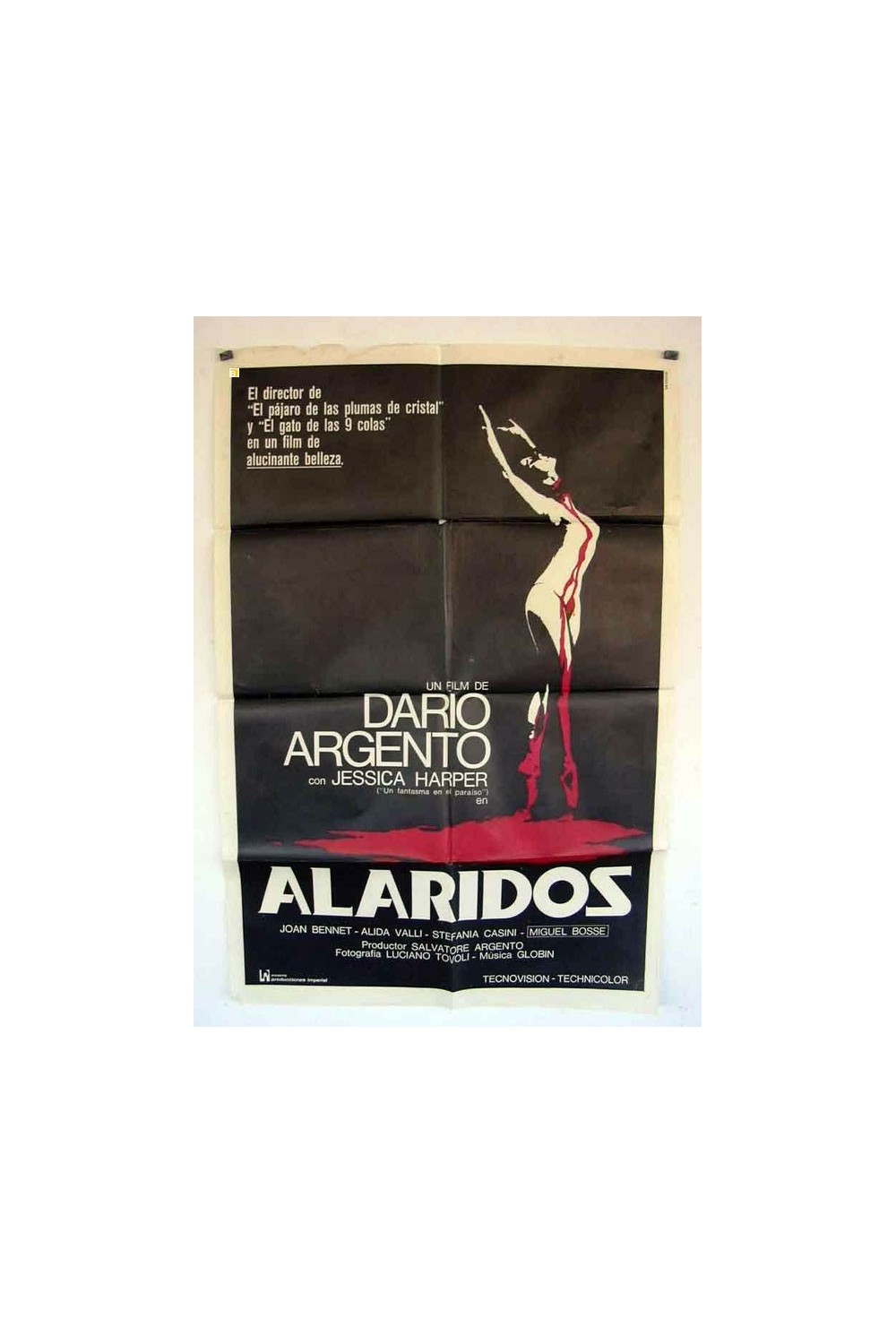 SUSPIRIA