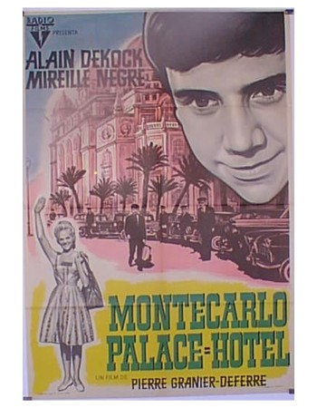 LE PETIT GARÇON DE L'ASCENSEUR